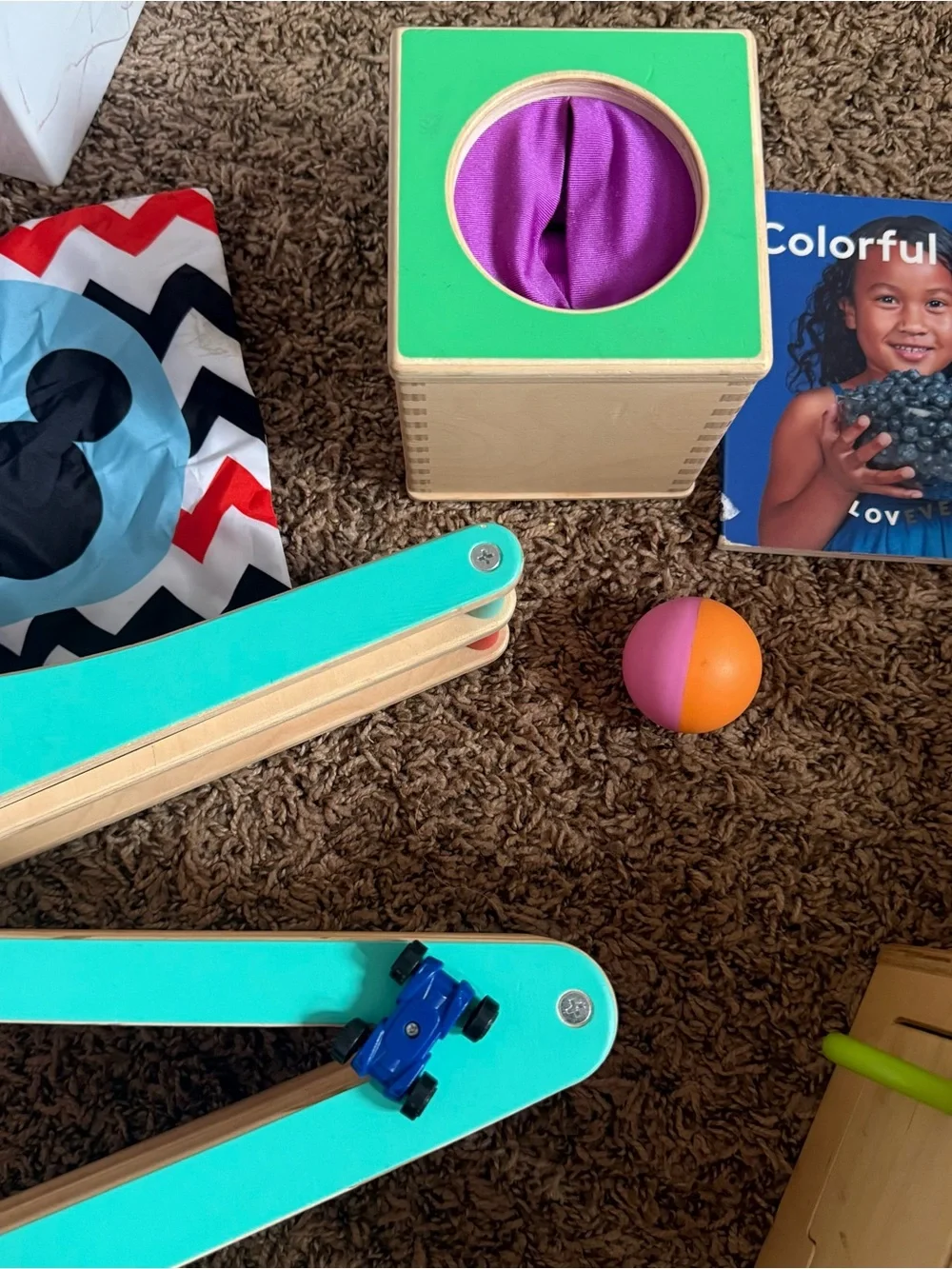 LOVEVERY Lot bundle playkit toy ball race car book